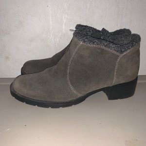 Women’s fashion boots